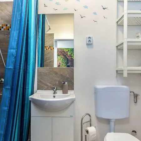 Center With Terrace Pensjonat Rijeka