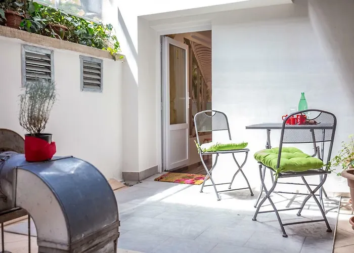 Center With Terrace Pensionat 3*