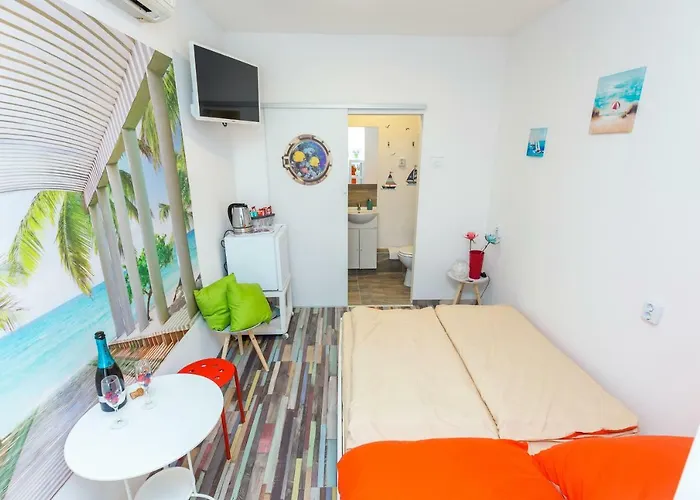 Center With Terrace Pensionat 3*