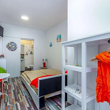 Guest house Center With Terrace