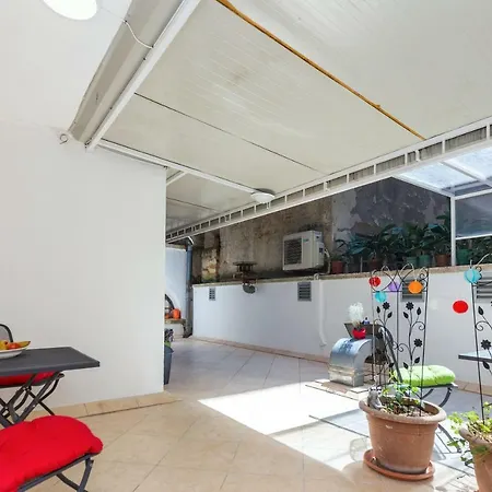 Guest house Center With Terrace Rijeka